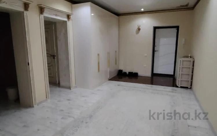 3-комнатная квартира, 130 м², 5/5 этаж, Алтын Орда за 34 млн 〒 в Актобе — фото 2