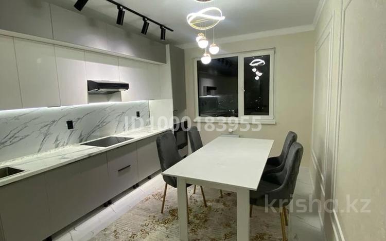 3-бөлмелі пәтер · 80 м² · 11/12 қабат, мкр Шымсити, ​Туркия 1280/2, бағасы: 300 000 ₸ в Шымкенте, Абайский р-н — фото 2