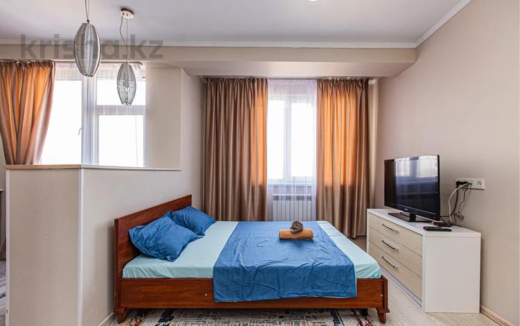 1-бөлмелі пәтер · 40 м² · 8/9 қабат, Казыбек би 125 — Досмухамедова, бағасы: 16 000 ₸ в Алматы, Алмалинский р-н — фото 2