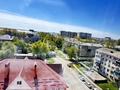 3-бөлмелі пәтер · 76.6 м² · 8/9 қабат, Кердери 120 — 7 школа, бағасы: 36 млн ₸ в Уральске, мкр Школьник — фото 3