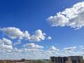 3-бөлмелі пәтер · 76.6 м² · 8/9 қабат, Кердери 120 — 7 школа, бағасы: 36 млн ₸ в Уральске, мкр Школьник — фото 5