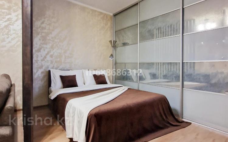 2-комнатная квартира · 54 м² · 2/12 этаж, мкр Хан Тенгри, Кенесары хана 54/3к1 за 20 000 ₸ в Алматы, Бостандыкский р-н — фото 2