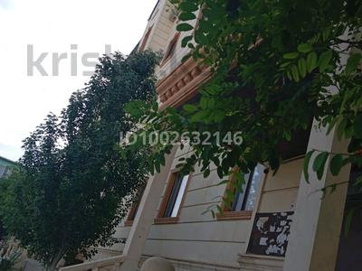 4-комнатная квартира · 120 м² · 3/5 этаж, 27-й мкр 92 за 75 млн 〒 в Актау