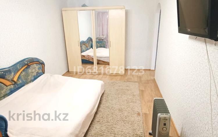 1-комнатная квартира · 45 м² · 2 этаж, мкр Новый Город, Абдирова 6 за 160 000 ₸ в Караганде, Казыбек би р-н — фото 11