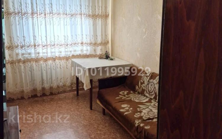 4-бөлмелі пәтер · 62 м² · 3/5 қабат, 3-й мкр. 6, бағасы: 14 млн ₸ в Карагандинской обл. — фото 2