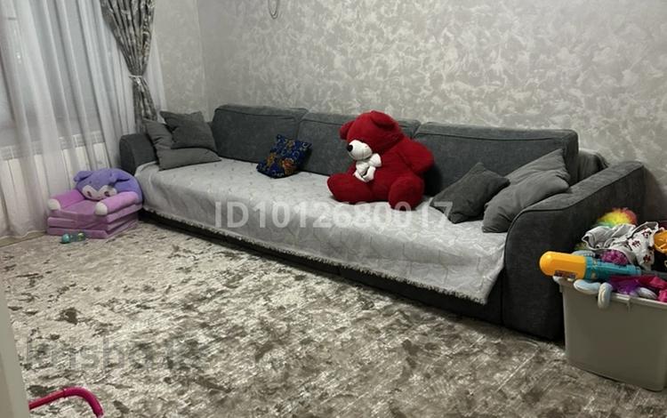3-бөлмелі пәтер · 75 м² · 2/4 қабат, 12-й микрорайон, 12-й микрорайон 237 — Школа танцев мистер ч, бағасы: 35 млн ₸ в Шымкенте, Енбекшинский р-н — фото 2