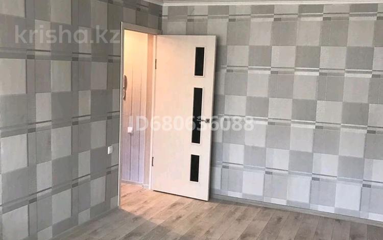 1-комнатная квартира, 50 м², 2/5 этаж помесячно, Астана