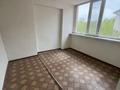 Офисы, образование, кабинеты и рабочие места · 600 м² за 700 000 ₸ в Атырау, мкр Каспий — фото 7