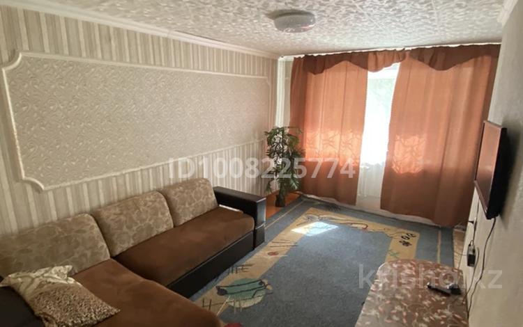 1-комнатная квартира · 35 м² · 1/5 этаж, 35 квартал 5 за 1 500 ₸ в Семее — фото 2