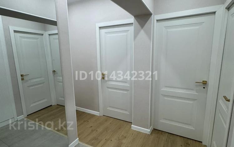 2-комнатная квартира · 54 м² · 4/5 этаж, Абая 157 — РЯДОМ С «СМАРТ ФИРКАН» за 30 млн ₸ в Таразе — фото 2