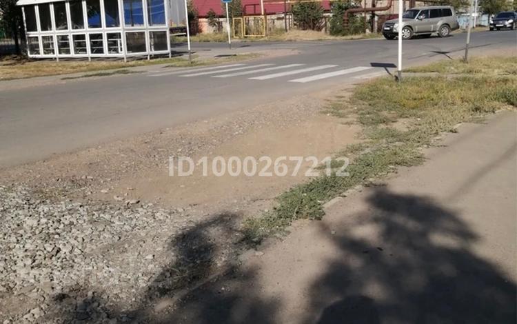 Отдельный дом · 2 комнаты · 90 м² · 8.3 сот., Кокшетау 8/1 за 55 млн ₸ в Уральске — фото 2