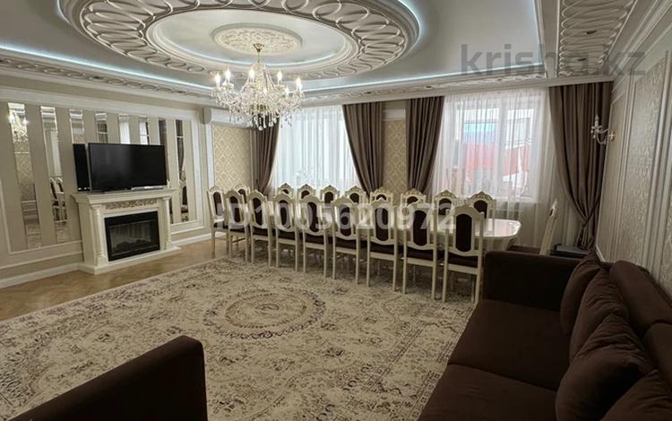 4-бөлмелі пәтер · 137 м² · 4/5 қабат, мкр Кунаева, Нур 7 — Толе би и Таншолпан, бағасы: 107 млн ₸ в Уральске — фото 2
