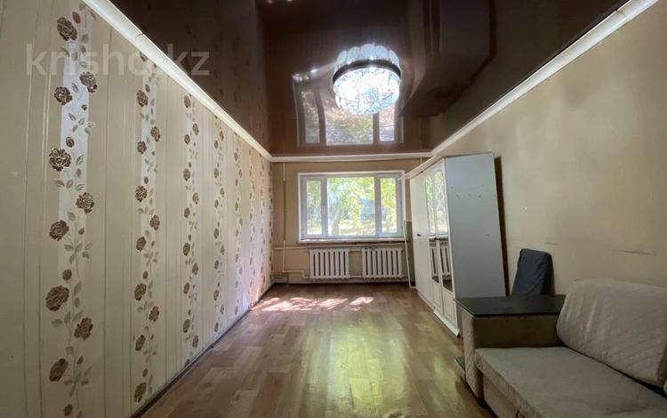 3-комнатная квартира · 60.4 м² · 1/5 этаж, 7 микрорайон за 10.5 млн ₸ в Темиртау — фото 2