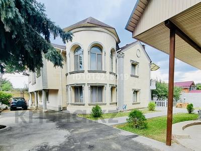 Отдельный дом · 8 комнат · 380 м² · 10 сот., мкр Нур Алатау, Абилкайыр хан 17 — Ерулик за 215 млн ₸ в Алматы, Бостандыкский р-н