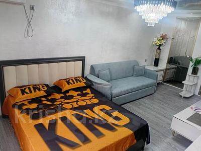 1-комнатная квартира · 44 м² · 3/5 этаж, Чайковскии, 3 — Муратбаева за 12 000 〒 в 