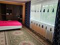 3-комнатная квартира · 80 м² · 4/5 этаж, мкр Юго-Восток, Муканова 6/2 — Университетская - муканова за 250 000 ₸ в Караганде, Казыбек би р-н — фото 3