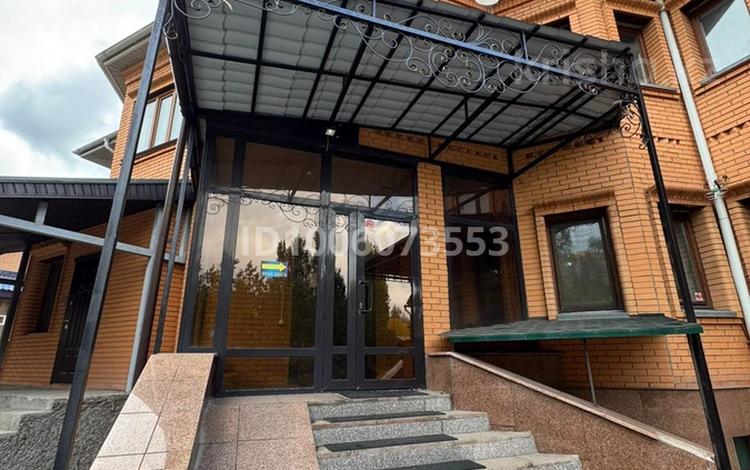 Свободное назначение, офисы · 200 м² за 180 млн ₸ в Астане, Есильский р-н — фото 2