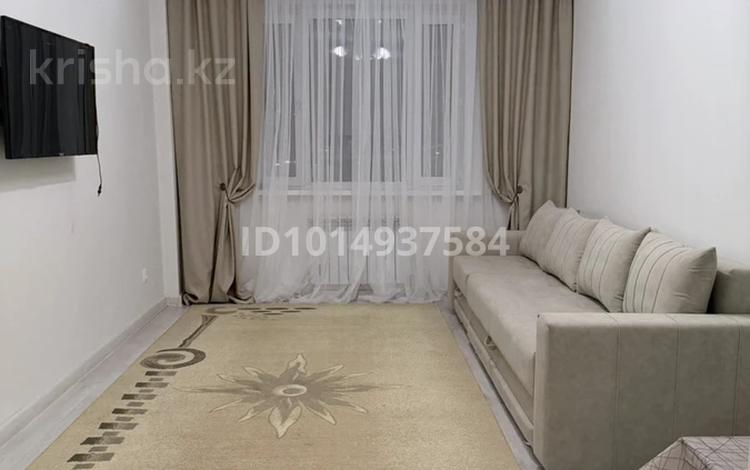 3-бөлмелі пәтер · 70 м² · 8/14 қабат, Жакып Омаров 150 — ТД Жаннур /Золотой квадрат, бағасы: 35.9 млн ₸ в Астане, р-н Байконур — фото 2