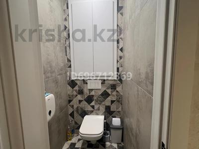 3-бөлмелі пәтер · 87.3 м² · 9/10 қабат, Муканова 82, бағасы: 48 млн ₸ в Караганде