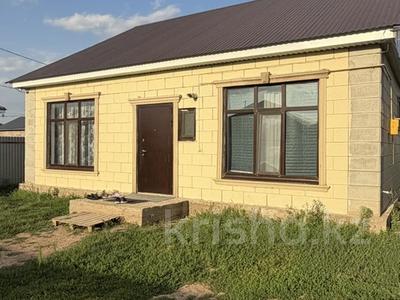 Отдельный дом · 3 комнаты · 100 м² · 5 сот., Медеу 1 за 35 млн ₸ в Уральске