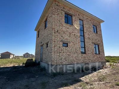 Отдельный дом · 3 комнаты · 211.5 м² · 10 сот., Махамбетов 17 көше 41 за 10.5 млн 〒 в 