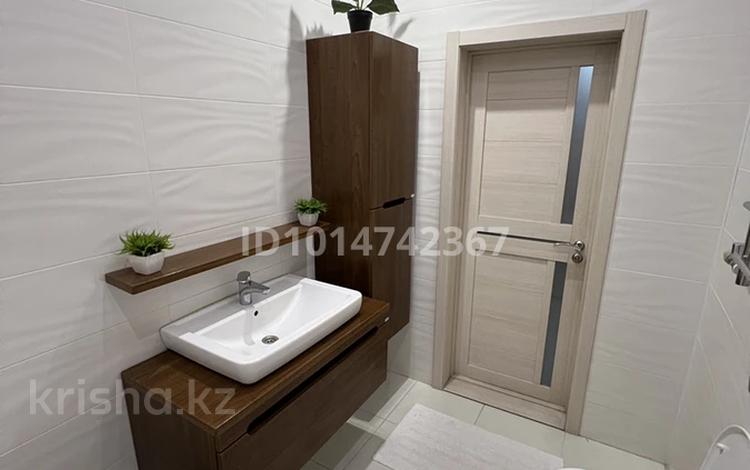 2-бөлмелі пәтер · 74.4 м², Айманова, бағасы: 700 000 ₸ в Алматы, Бостандыкский р-н — фото 2