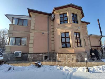 Отдельный дом · 9 комнат · 546 м² · 15 сот., Мирас 999 — Рядом Гольф клуб Djailjau за 800 млн 〒 в Алматы, Бостандыкский р-н