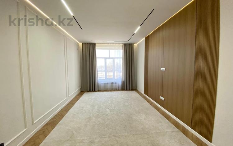 3-комнатная квартира · 88 м² · 1/5 этаж, мкр Юго-Восток, ул Кенжина — Старая Мечеть за 52 млн ₸ в Караганде, Казыбек би р-н — фото 2