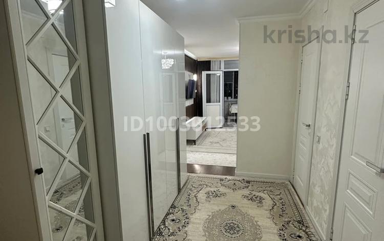 3-бөлмелі пәтер · 70 м² · 4/5 қабат, мкр Кайтпас 2, Кокшетау 2a, бағасы: 32 млн ₸ в Шымкенте, Абайский р-н — фото 2
