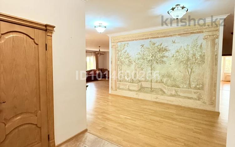 4-комнатная квартира · 192.3 м² · 3/8 этаж, Мамбетова 8 за 700 000 ₸ в Астане, Сарыарка р-н — фото 3