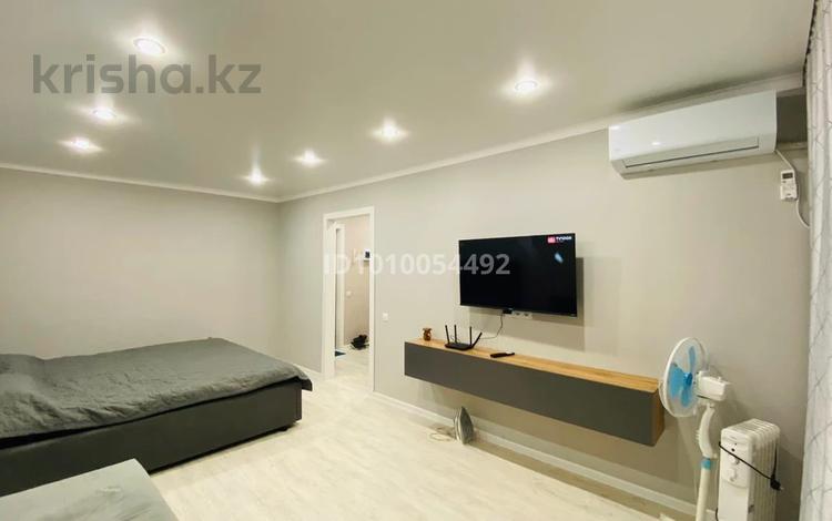 1-комнатная квартира · 30 м² · 4/5 этаж, Шешембекова 13 б — Шешембекова Торгайгырова за 180 000 〒 в Экибастузе — фото 2