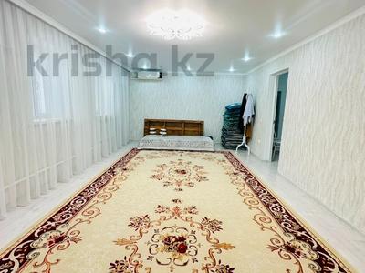 Жеке үй · 4 бөлме · 80 м² · 7 жүзд., Хиуаз Доспанова, бағасы: 19 млн ₸ в Атырау