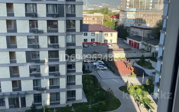 2-комнатная квартира · 78 м² · 7/12 этаж, Басенова 10 за 38 000 ₸ в Алматы, Бостандыкский р-н — фото 2