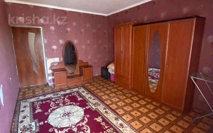 3-комнатная квартира, 90 м², 5/5 этаж помесячно, мкр Нурсат 139