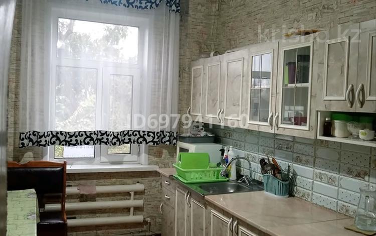 2-комнатная квартира · 54 м² · 2/2 этаж, Ауэзова за 8.5 млн ₸ в  — фото 2