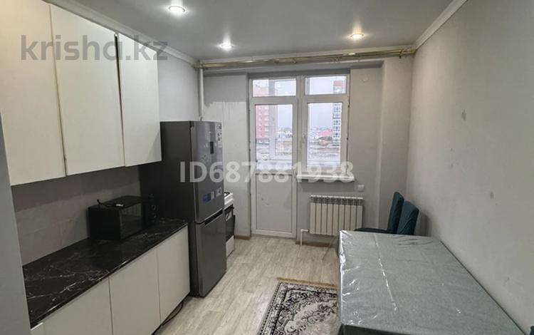 1-комнатная квартира, 40 м², 3/9 этаж помесячно, мкр. Зачаганск пгт 25 — Саратовская трасса