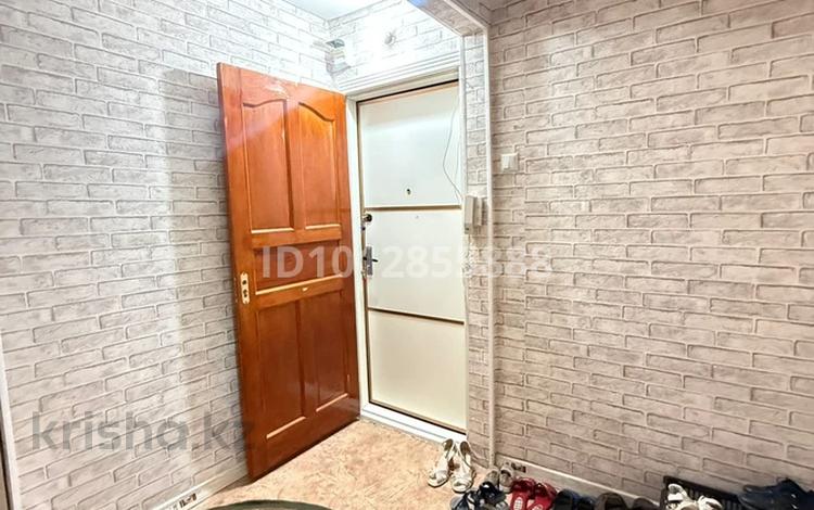 4-комнатная квартира · 72 м² · 5/5 этаж, 11-й микрорайон, 11-й микрорайон — 36 школа за 22 млн ₸ в Шымкенте, Енбекшинский р-н — фото 2
