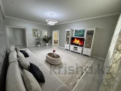 Отдельный дом · 5 комнат · 220 м² · 10 сот., Рыбник 24б за 60 млн ₸ в Атырау