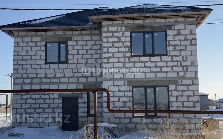 Жеке үй · 4 бөлме · 276 м² · 10 сот., мкр Уркер — Ул.Е-804 и ул.Сырым батыр, бағасы: 47 млн 〒 в Астане, Нура р-н — фото 2