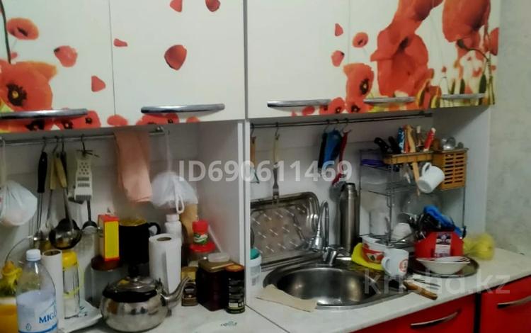 Жеке үй · 3 бөлме · 85 м² · 10 жүзд., Молдагулова 17-2, бағасы: 28 млн ₸ в Зайсане — фото 2