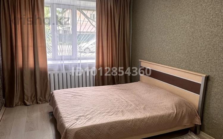 2-комнатная квартира · 50 м² · 1/5 этаж, Абая (советская) 14 за 10 000 ₸ в Бурабае — фото 6