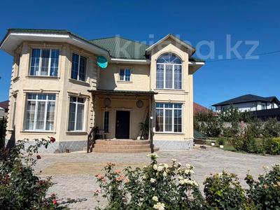 Отдельный дом · 7 комнат · 305 м² · 10.6 сот., Курмангазы за ~ 70 млн ₸ в 
