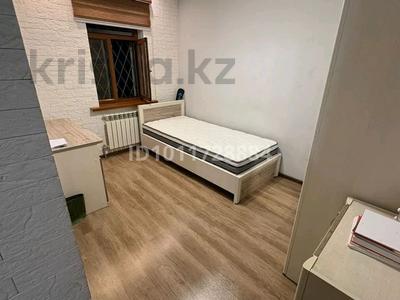 3-бөлмелі пәтер · 62 м² · 1/3 қабат, 4-й микрорайон, 4-й микрорайон 17а, бағасы: 31.5 млн ₸ в Шымкенте, Туран р-н
