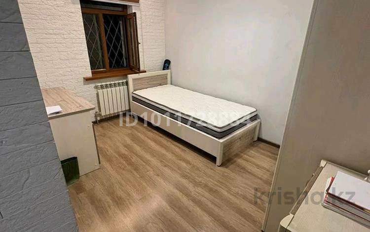 3-бөлмелі пәтер · 62 м² · 1/3 қабат, 4-й микрорайон, 4-й микрорайон 17а, бағасы: 31.5 млн ₸ в Шымкенте, Туран р-н — фото 2