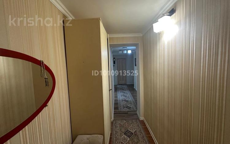 3-бөлмелі пәтер · 69 м² · 3/9 қабат, пр. А. Молдагуловой 42 — пр.А. Молдагуловой- пр.Санкибай батыра, бағасы: 26.5 млн ₸ в Актобе — фото 2