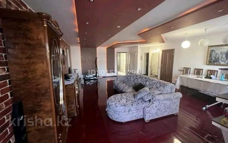 4-комнатная квартира · 108 м² · 1/10 этаж, бекхожина 9 — усолка за 50 млн ₸ в Павлодаре — фото 2