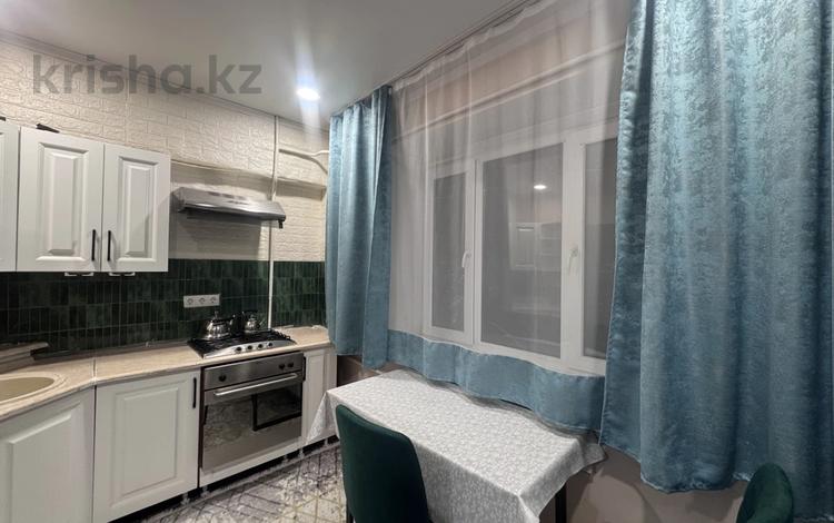 1-комнатная квартира · 45 м² · 2/5 этаж, Навои 296 за 270 000 ₸ в Алматы, Бостандыкский р-н — фото 2