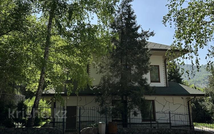 Жеке үй · 6 бөлме · 525 м² · 65 жүзд., Керей Жанибек 500, бағасы: 3.3 млн ₸ в Алматы, Медеуский р-н — фото 2