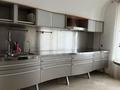 Жеке үй · 6 бөлме · 525 м² · 65 жүзд., Керей Жанибек 500, бағасы: 3.3 млн ₸ в Алматы, Медеуский р-н — фото 16