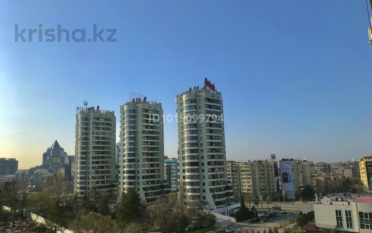 3-бөлмелі пәтер · 142 м² · 6/9 қабат, Самал-3 ш/а. 21 — Мендикулова, бағасы: 111 млн ₸ в Алматы, Медеуский р-н — фото 2
